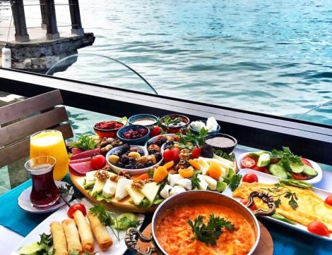 Adana’da Kahvaltı Mekanları:En iyi 10 tavsiye